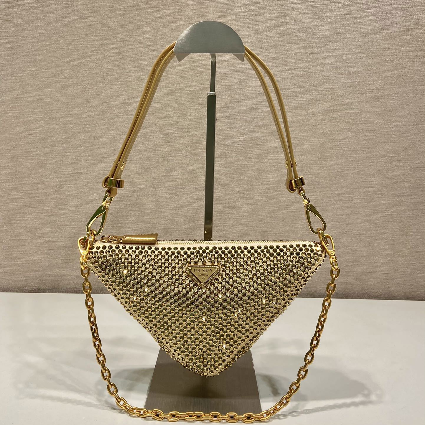 Pra*a top handle bags